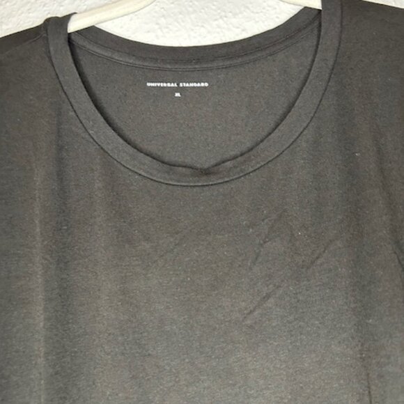 Universal Standard T-Rex Size XL (26-28 US) - Picture 2 of 4